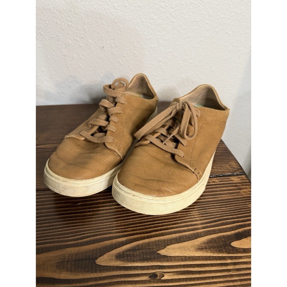 Olukai Women's PEHUEA Spikeless Waterproof Golf Sneakers US 7 "Tan" Leather